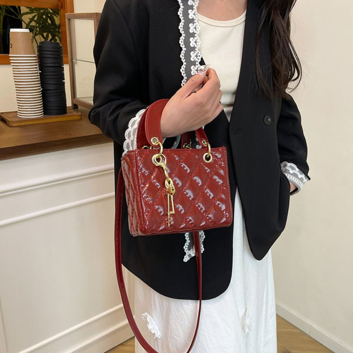 Ornement de Reine Handbag