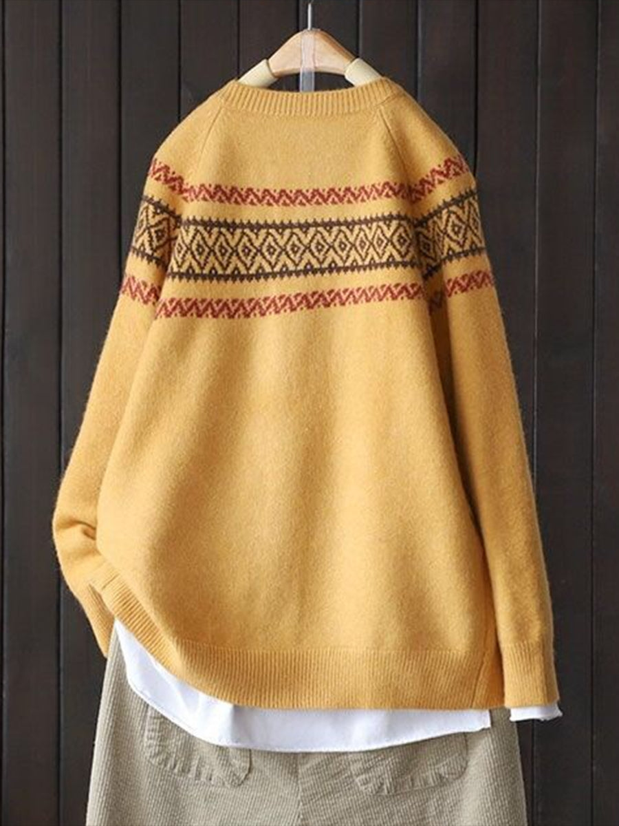 Loose and Comfortable Multicolored Cardigan Sweater with Wavy Geometric Pattern and Button Closure