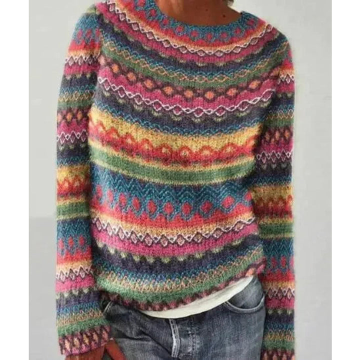 Stylish and elegant sweater with geometric print