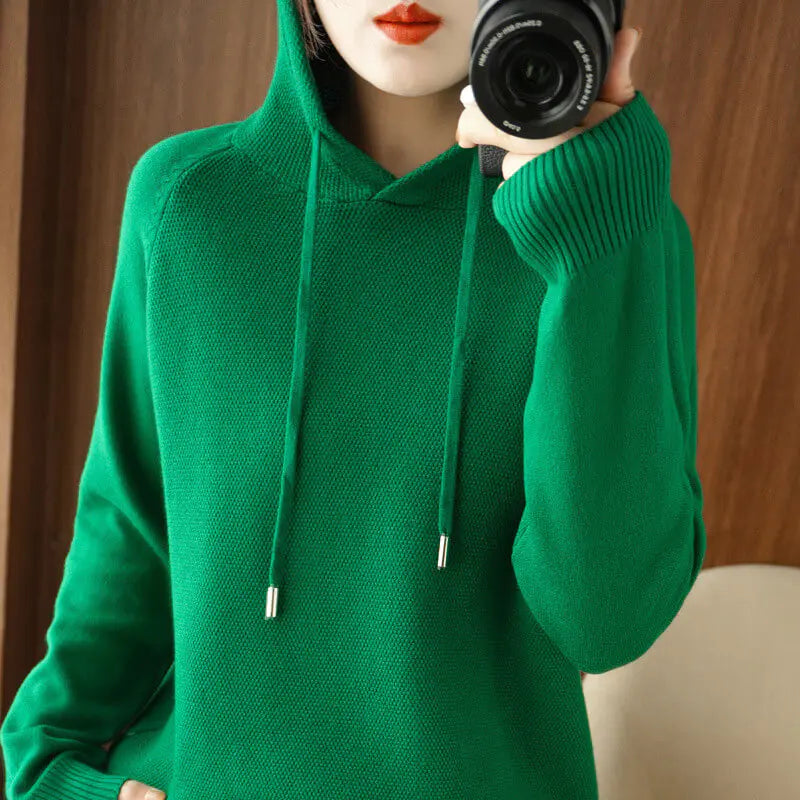 Warm hoodie sweater in solid color