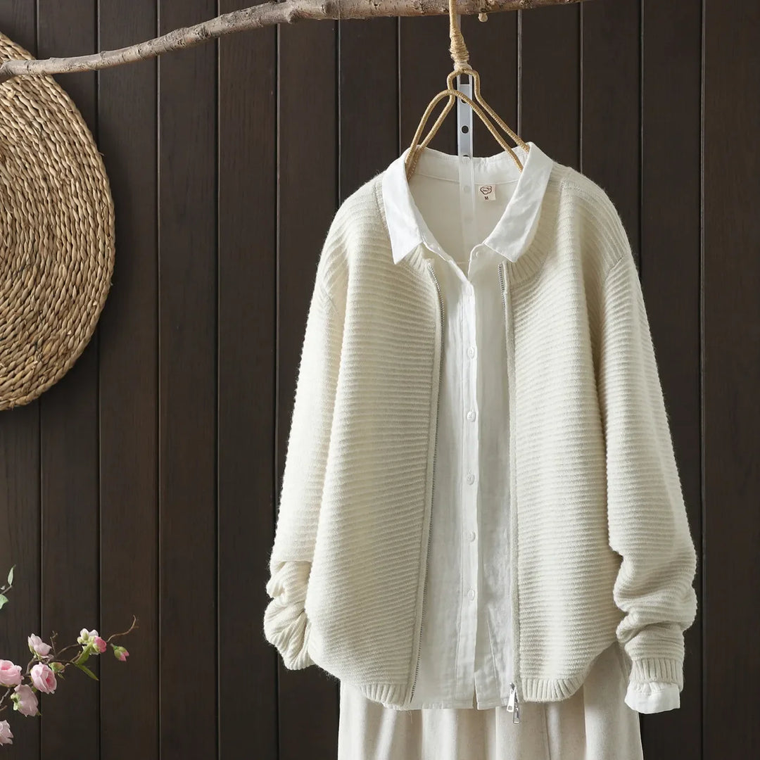 Free and Comfortable Cashmere Cardigan