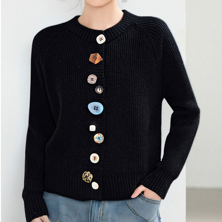 Elegant and comfortable cardigan made from soft-touch material with multicolored buttons