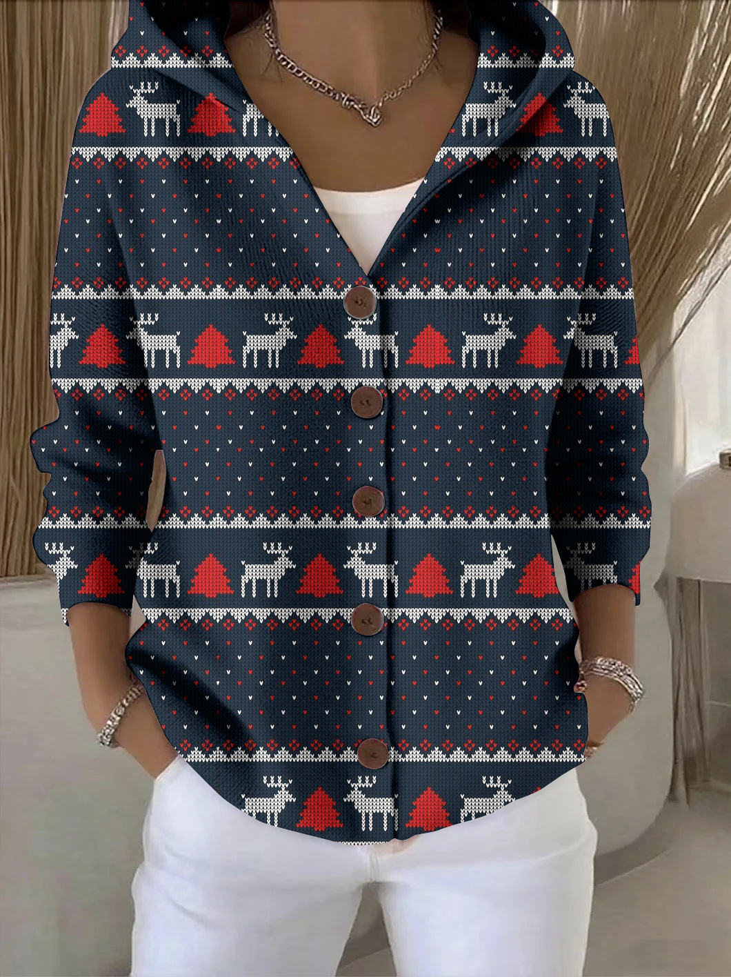 Elegant and comfortable dark blue cardigan with a hood and tree pattern, perfect for everyday wear