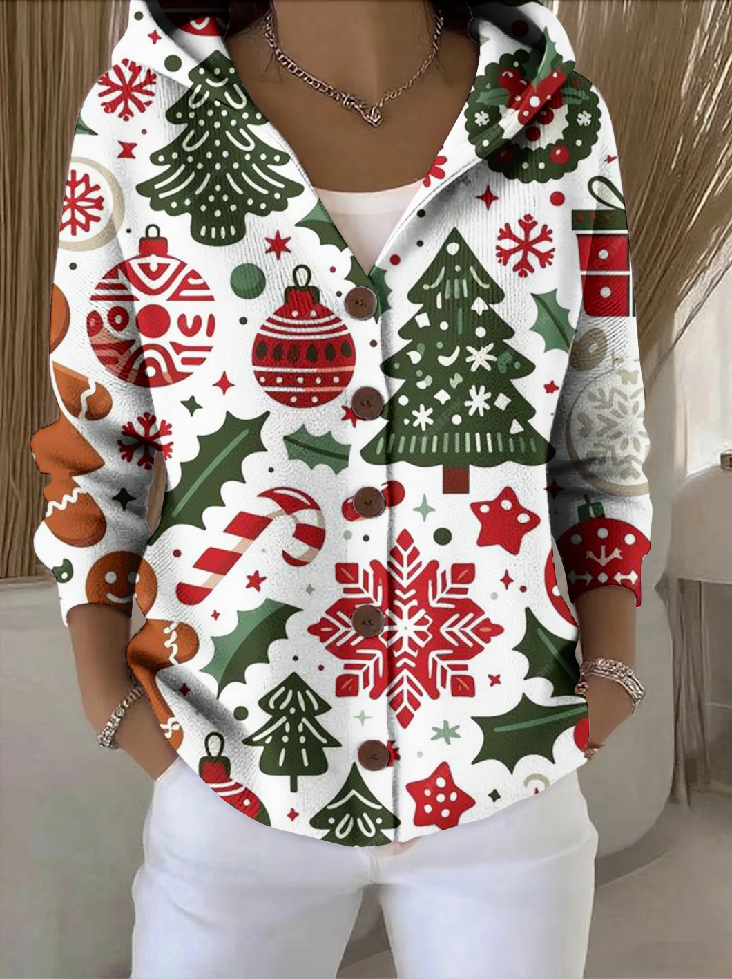 Elegant and comfortable hooded cardigan with holiday patterns, perfect for everyday wear