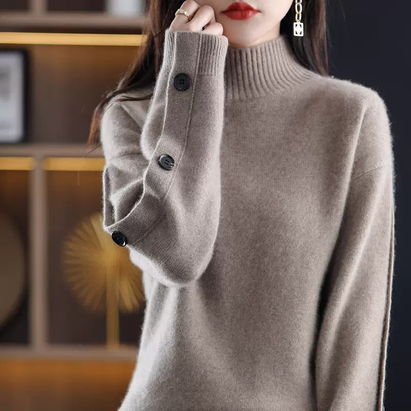 Elegant and Comfortable Cashmere Sweater with Turtleneck