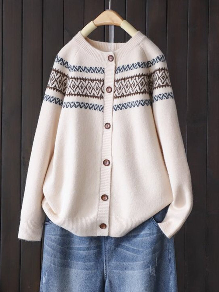 Loose and Comfortable Multicolored Cardigan Sweater with Wavy Geometric Pattern and Button Closure