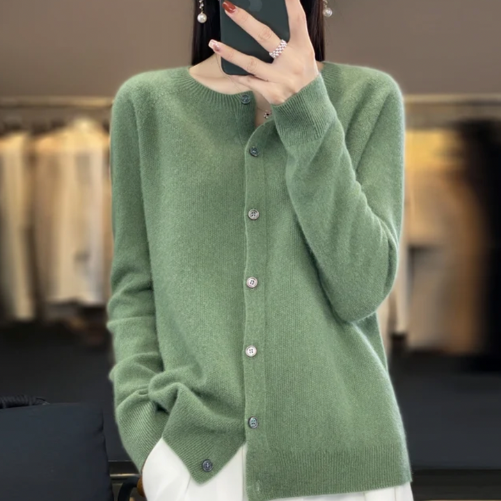 Women's Solid Color Cardigan Sweater for Everyday Wear 02