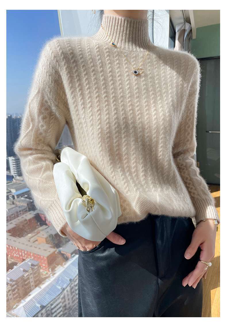 Women's Sweater with Turtleneck in Solid Color