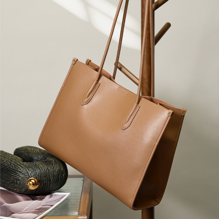 Hearth Lark Handbag