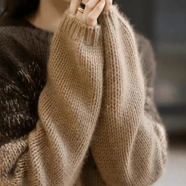 Cashmere sweater made of gradient cashmere, elegant and comfortable