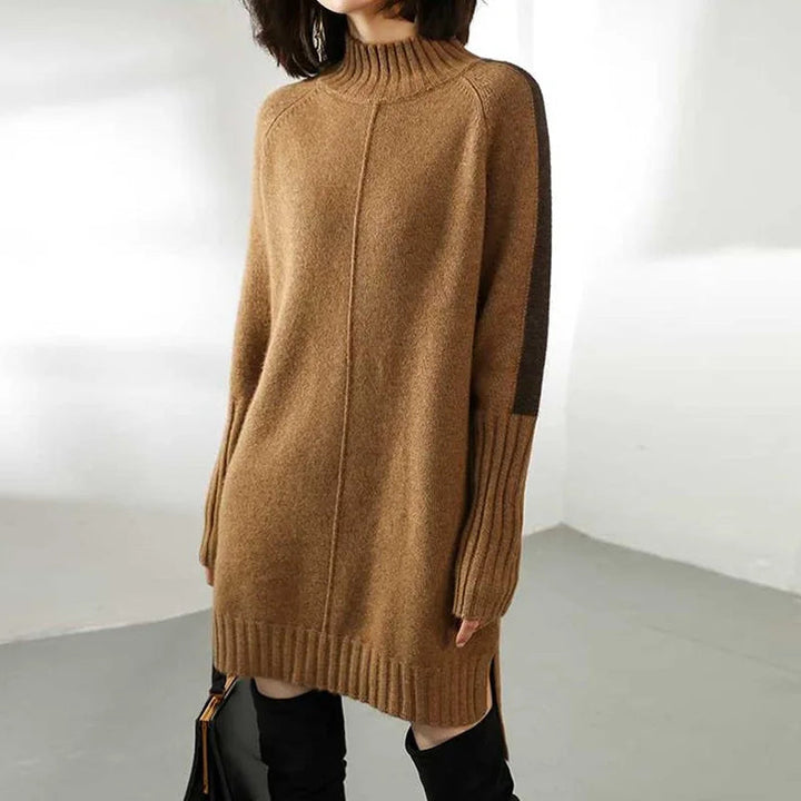 Elegant and comfortable long cashmere sweater in solid color