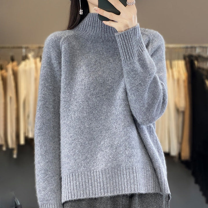 Soft and Comfortable Cashmere Turtleneck Sweater