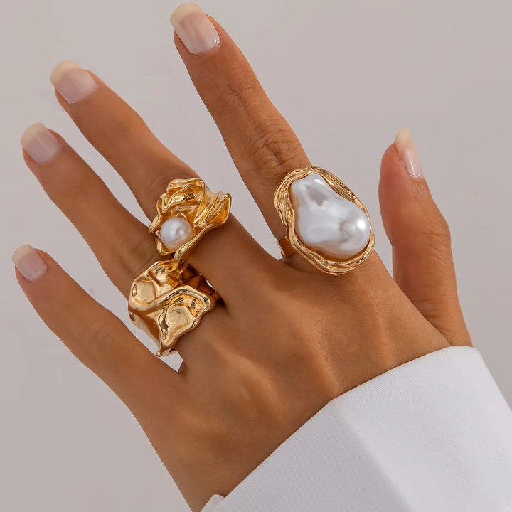 Florens – Wave Pearl Rings 3-pack