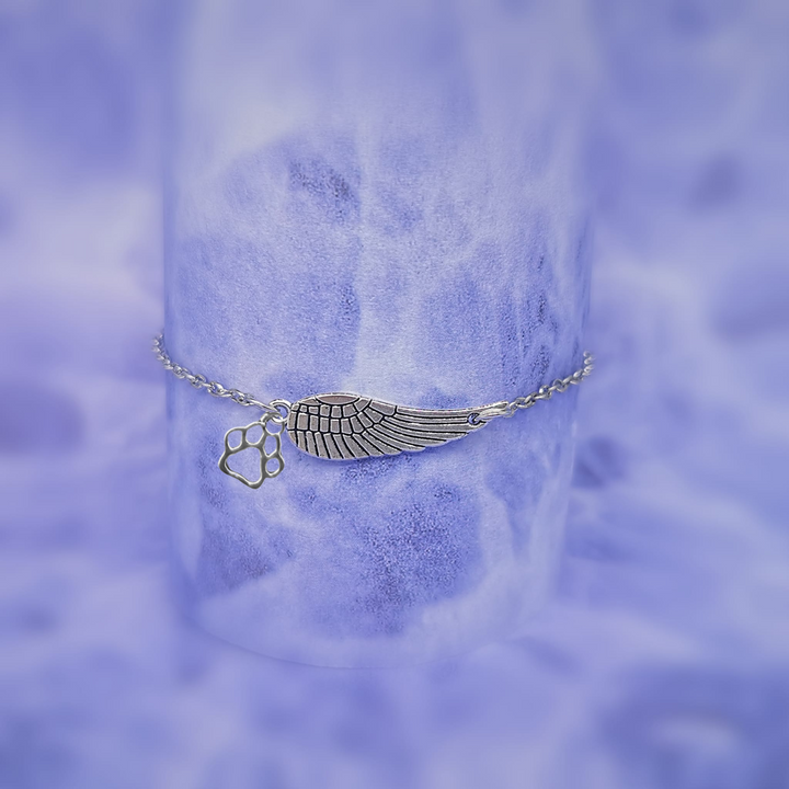 Memorial bracelet in silver with angel wings and paw print | Handmade