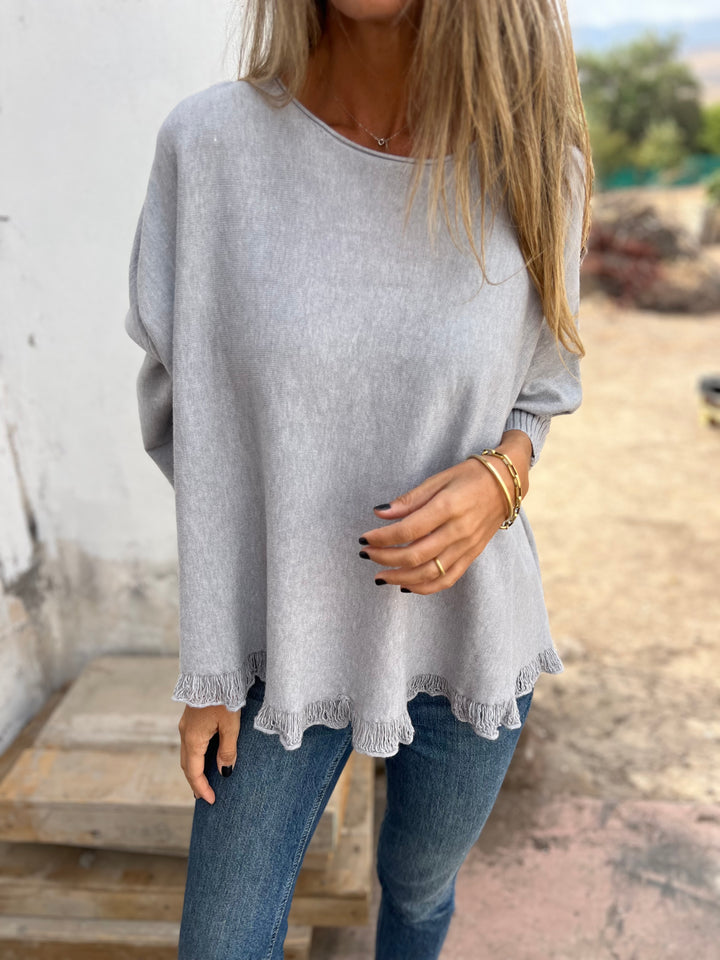 New autumn-winter loose women's sweater with hammered lace