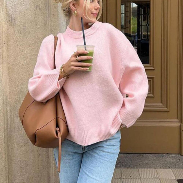 Elegant, loose, and comfortable cashmere sweater