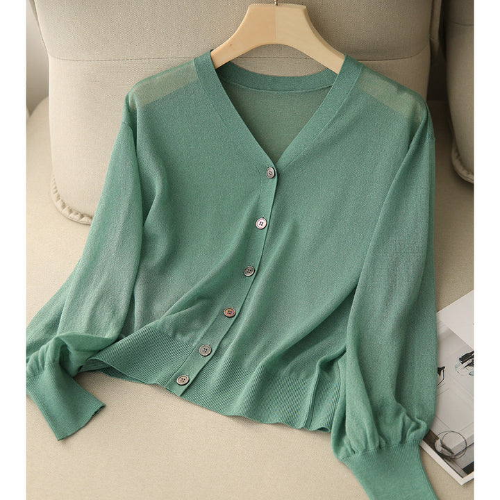 Elegant and comfortable, lightweight, breathable women's cardigan in solid color with a V-neck and buttons