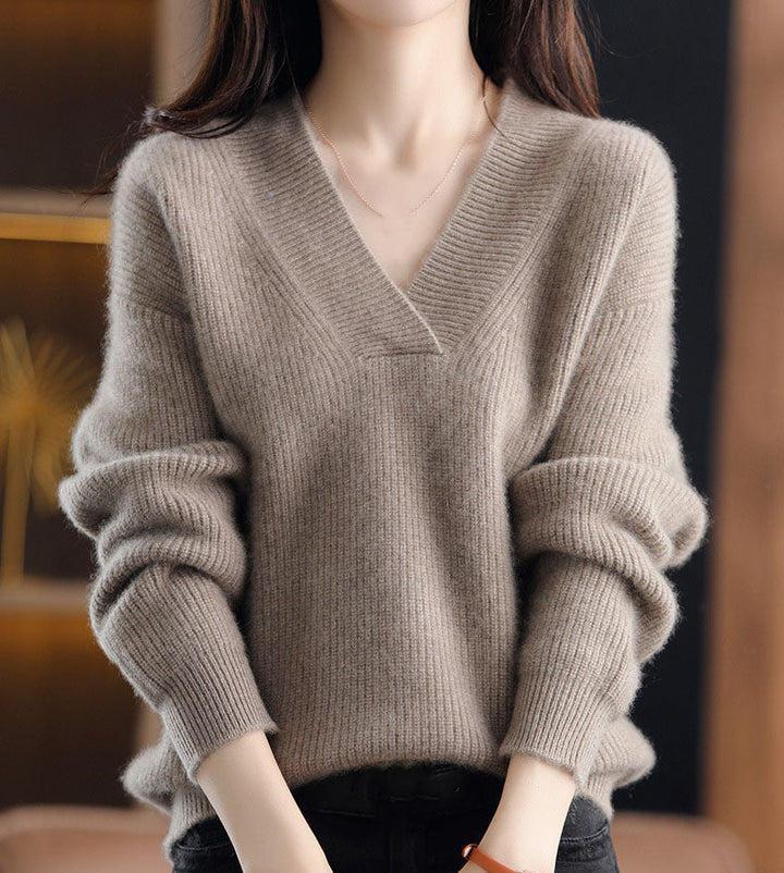 Simple and Comfortable Women's Sweater in Solid Color 04