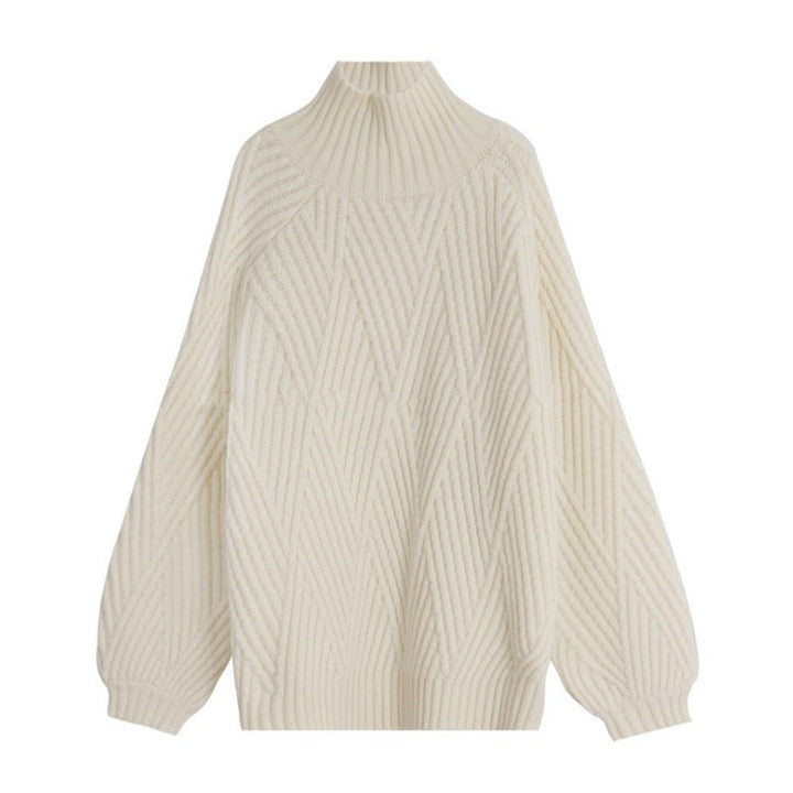 Elegant and Loose Sweater with Thick Turtleneck in Diagonal Pattern