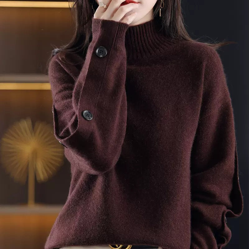Elegant and Comfortable Cashmere Sweater with Turtleneck