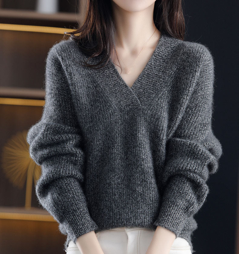 Simple and Comfortable Women's Sweater in Solid Color 02