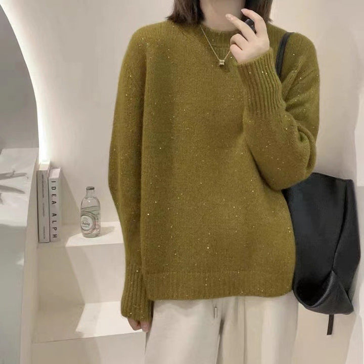 Women's Comfortable Sweater with Round Neck in Solid Color