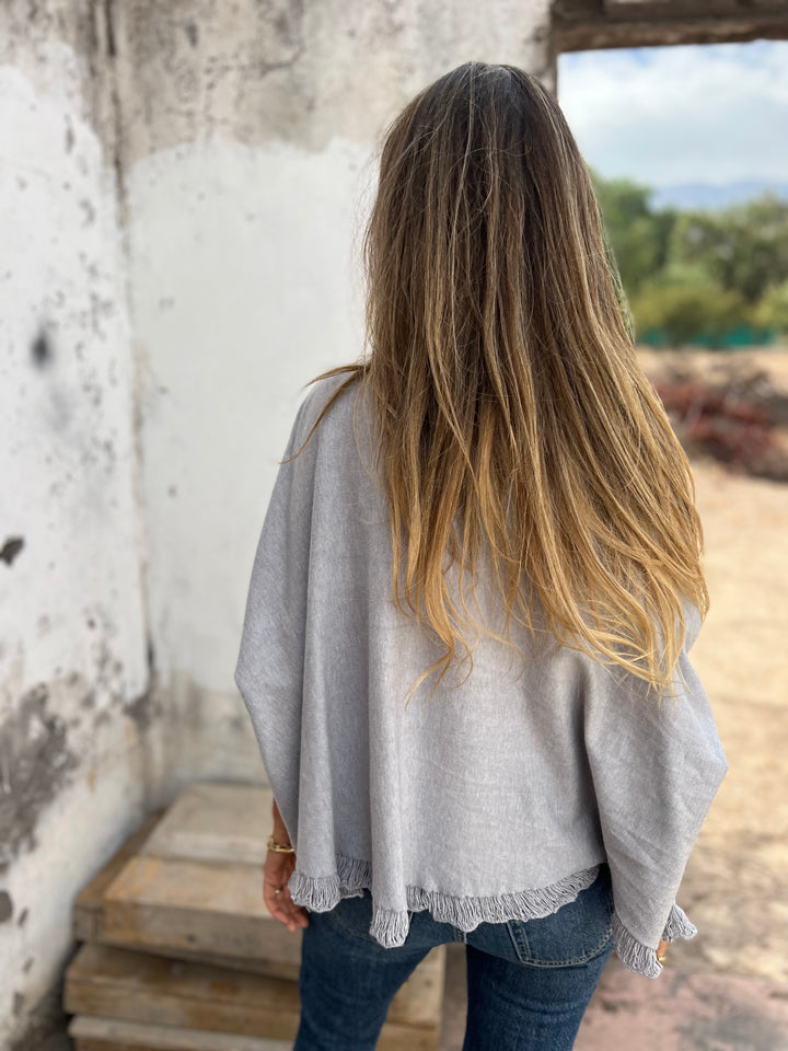 New autumn-winter loose women's sweater with hammered lace