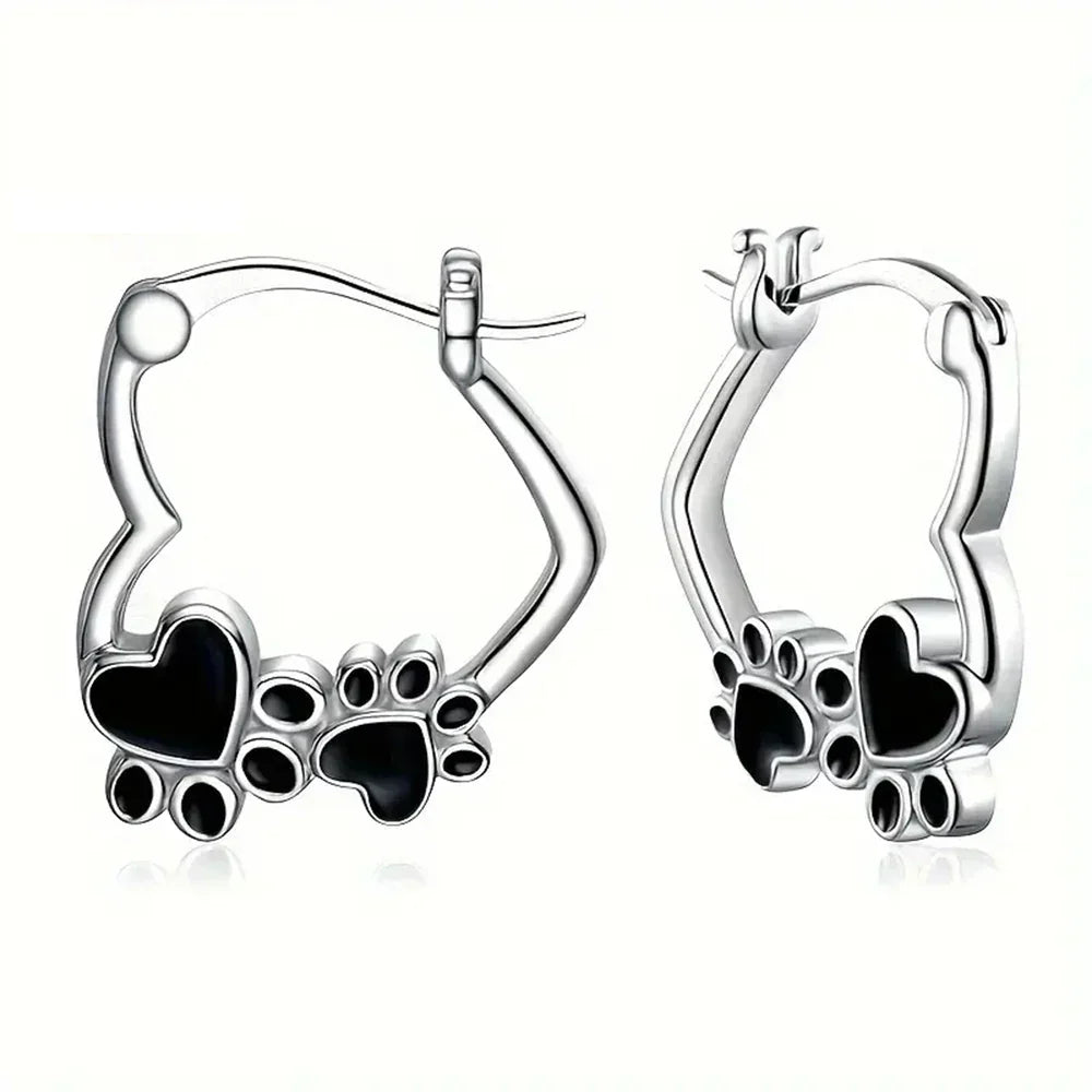 Heart-Paw Hoop Earrings – Animal Motif in Silver with Black Enamel Design