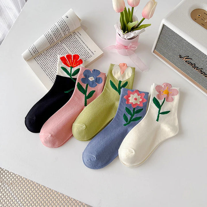 Women's autumn and winter thick, warm, cotton mid-length socks with retro print