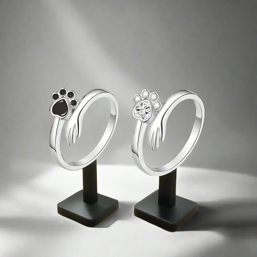 Adjustable ring with paw in sterling silver 925 – Hand-in-paw design