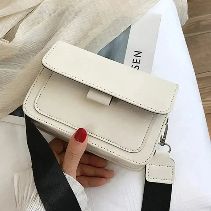 Elegant Crossbody Bags for Women – Versatile Small Clutch Design