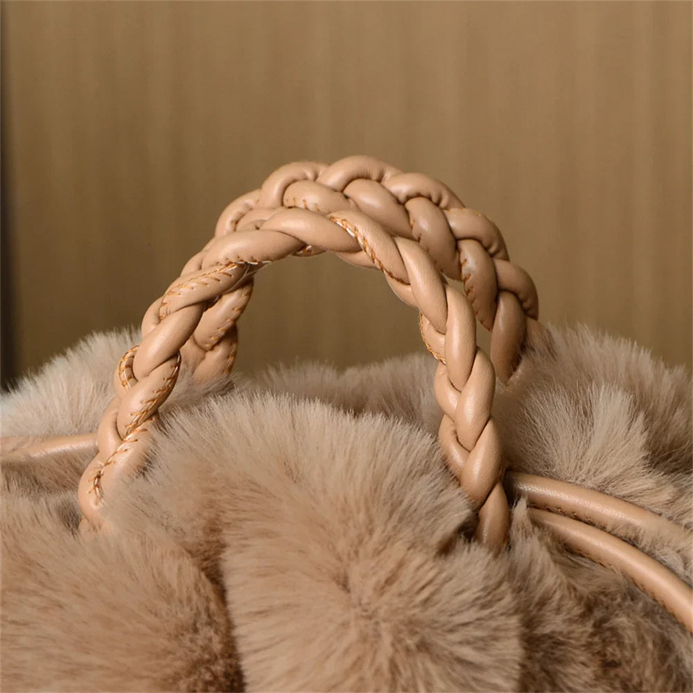 Marilyn | Cozy Pumpkin Shoulder Bag