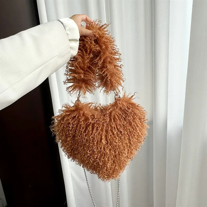 Amélie | Heart-Shaped Plush Shoulder Bag