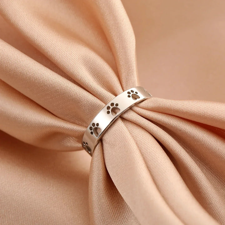 Ring with Paw Print in Stainless Steel for Women