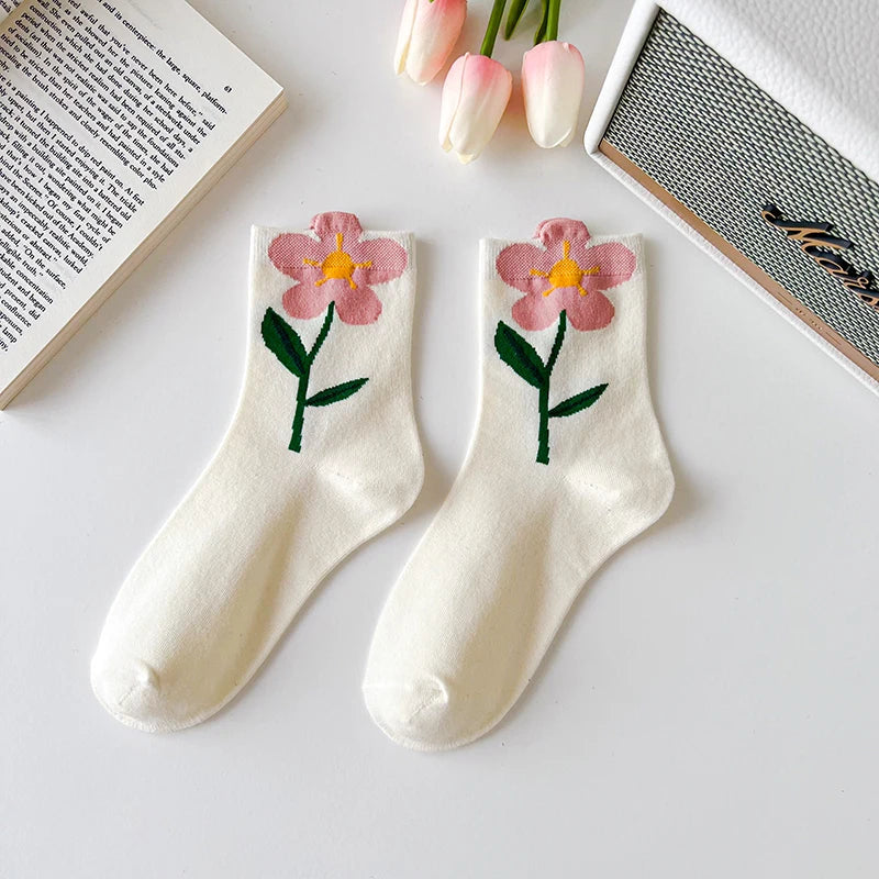 Women's autumn and winter thick, warm, cotton mid-length socks with retro print