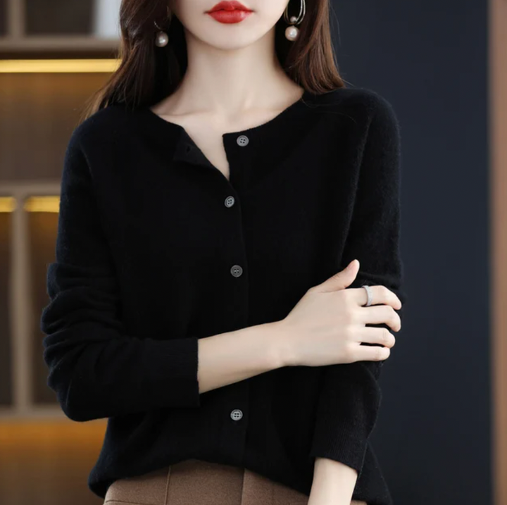 Women's Solid Color Cardigan Sweater for Everyday Wear 02