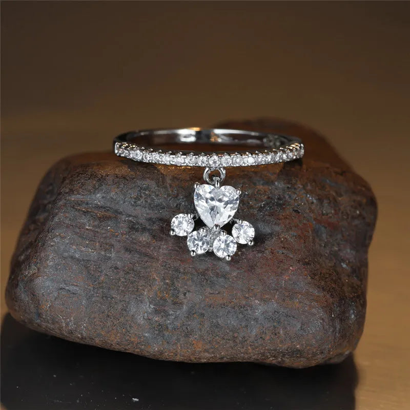 Paw & Heart Ring – Gold and Silver Appearance