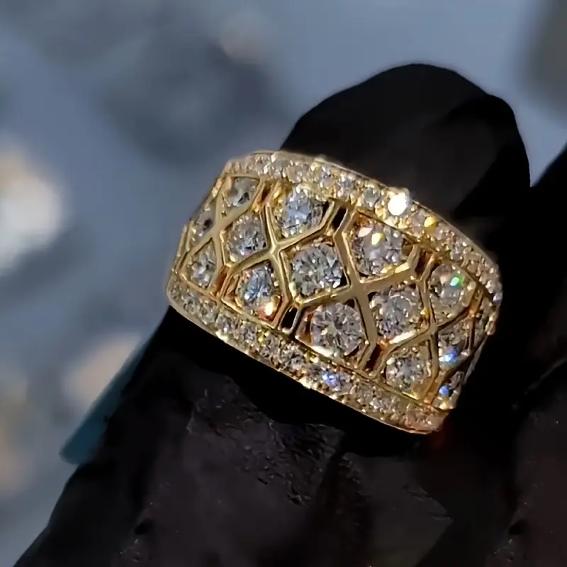 Brilliant Gold Sparkling Ring