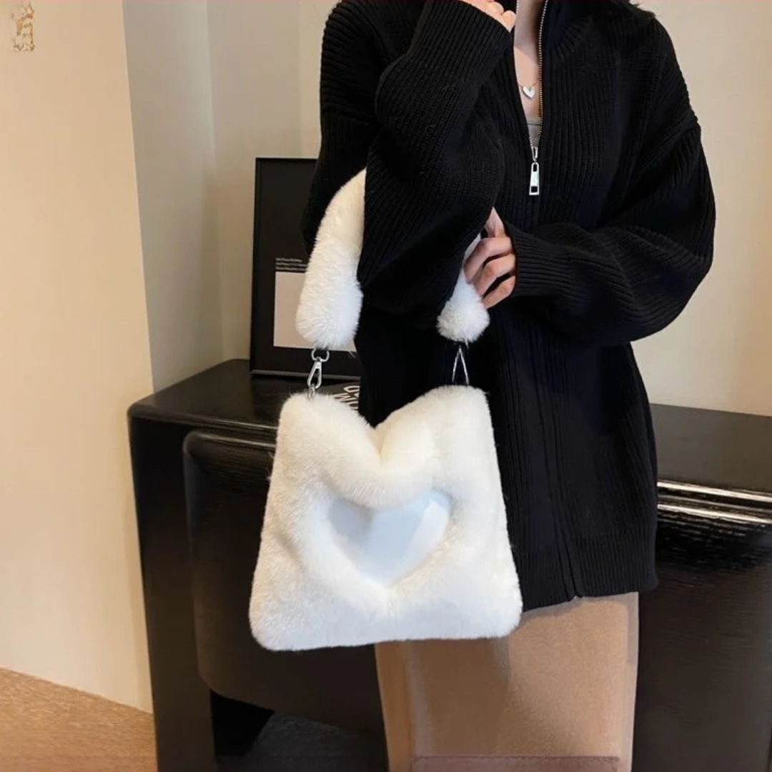 Catherine | Soft Heart-Shaped Shoulder Bag