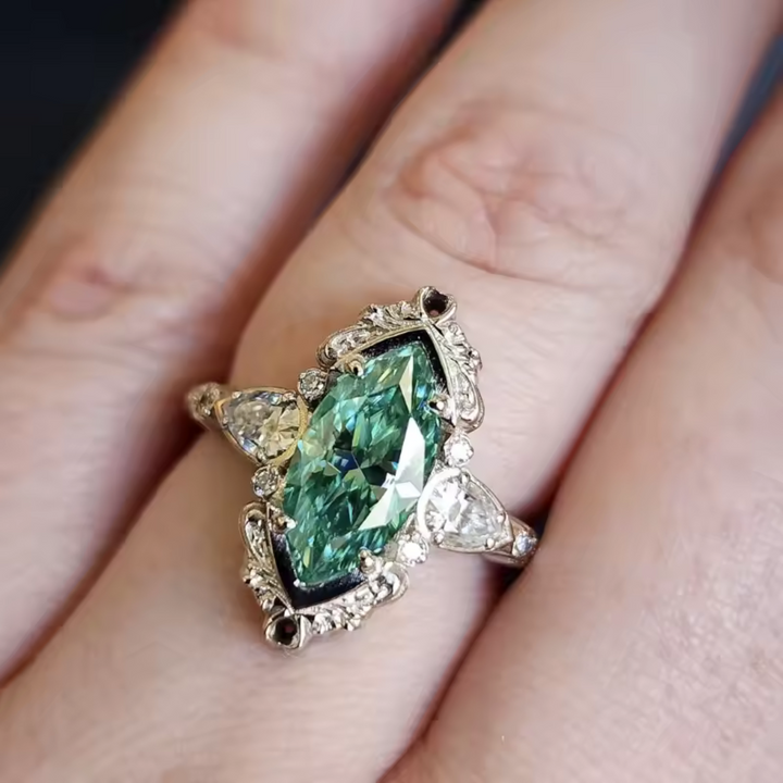 Antique Emerald Ring
