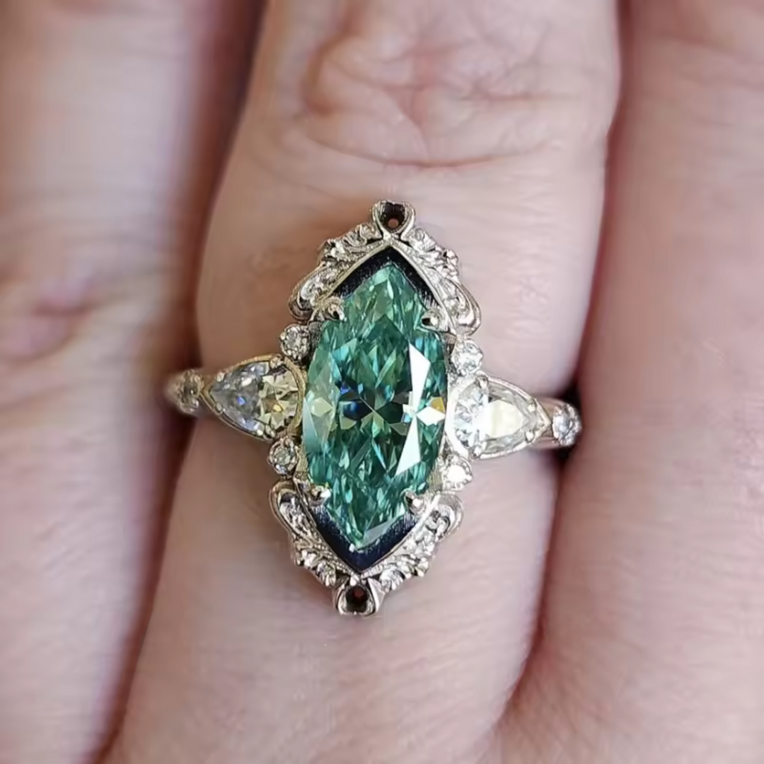 Antique Emerald Ring
