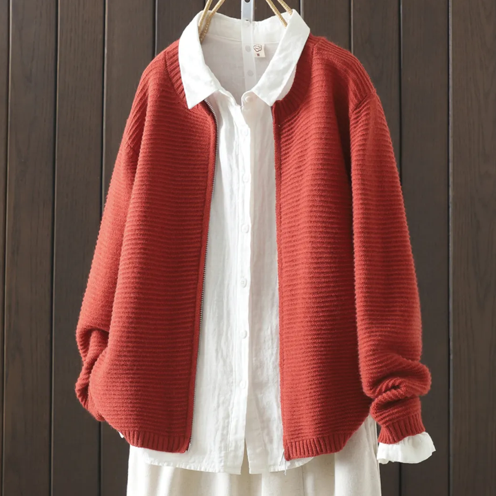 Free and Comfortable Cashmere Cardigan