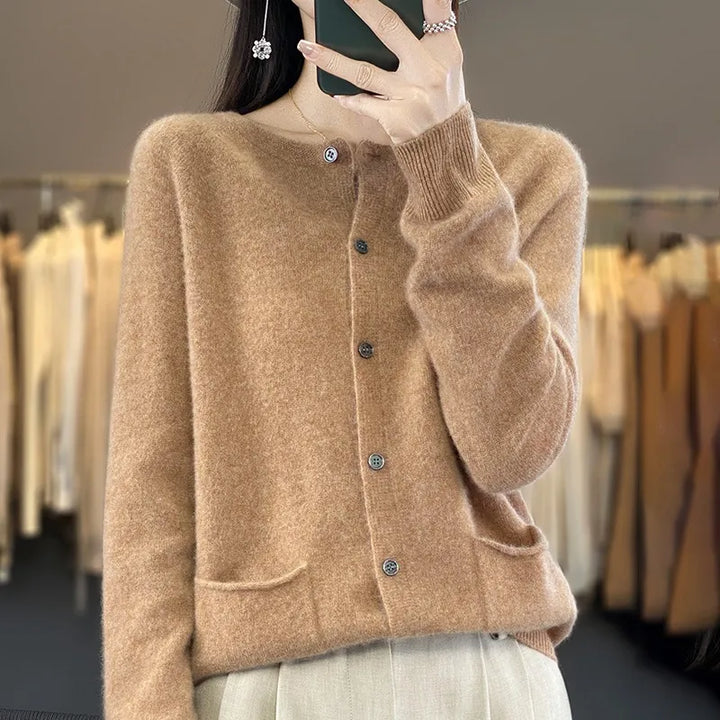 Women's Solid Color Cardigan Sweater for Everyday Wear 02