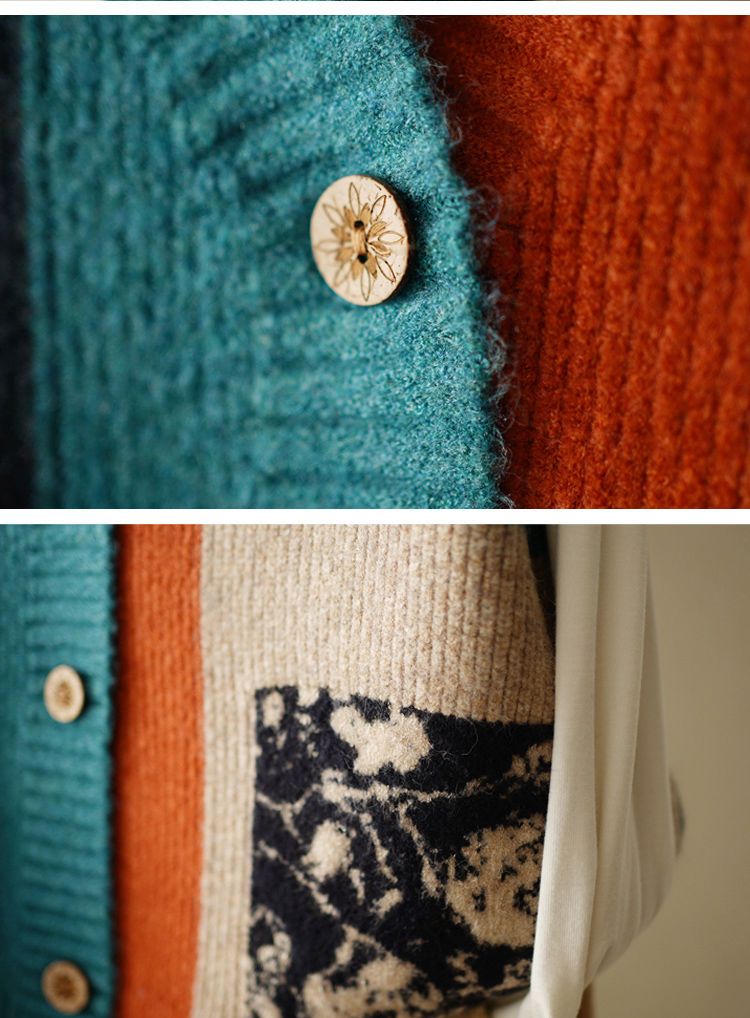 Loose, versatile sleeveless sweater with multicolored blocks and pockets