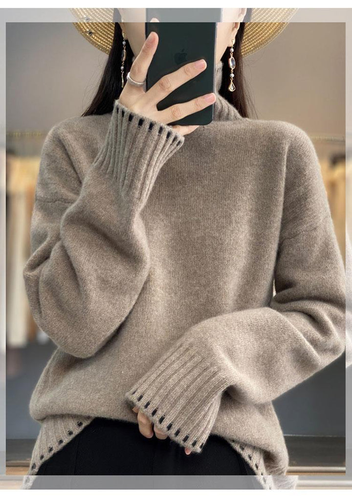 Elegant and comfortable, warm cashmere turtleneck sweater in solid color