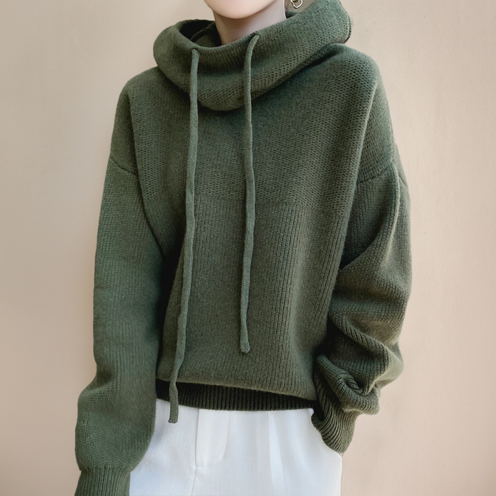 Loose hoodie sweater in solid color