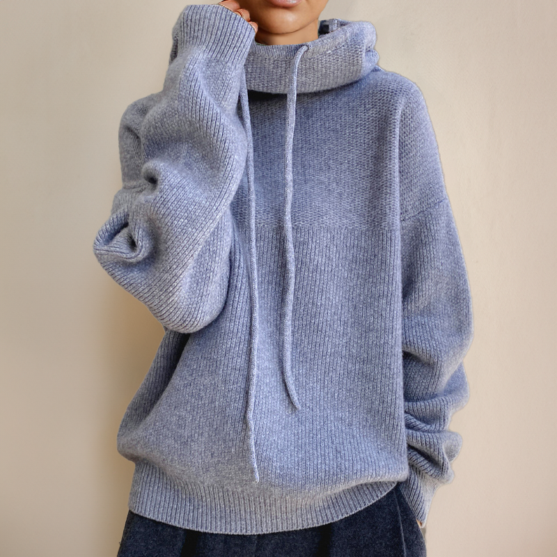 Loose hoodie sweater in solid color