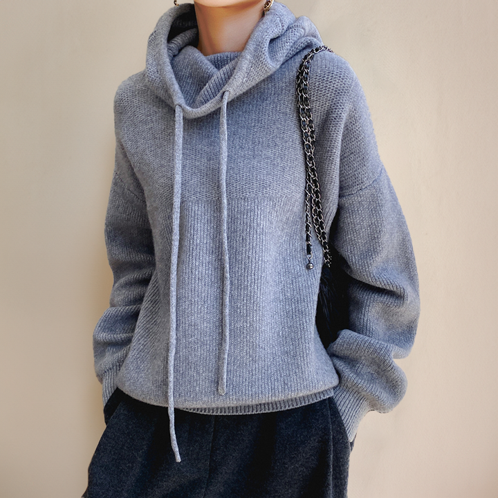 Loose hoodie sweater in solid color