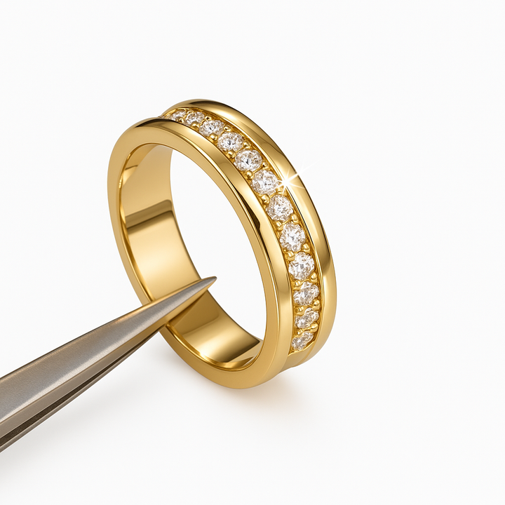 Vintage Zirconia Ring in Gold