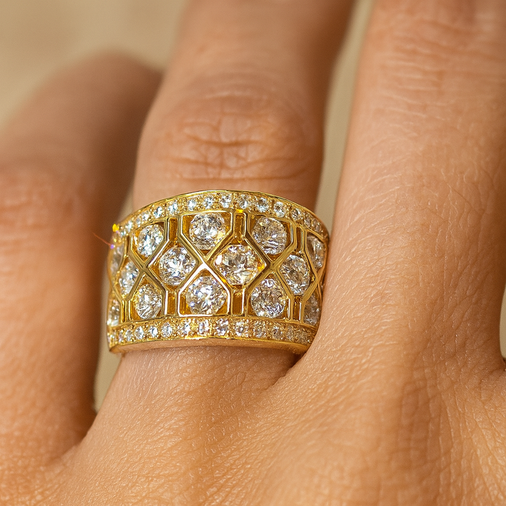 Brilliant Gold Sparkling Ring